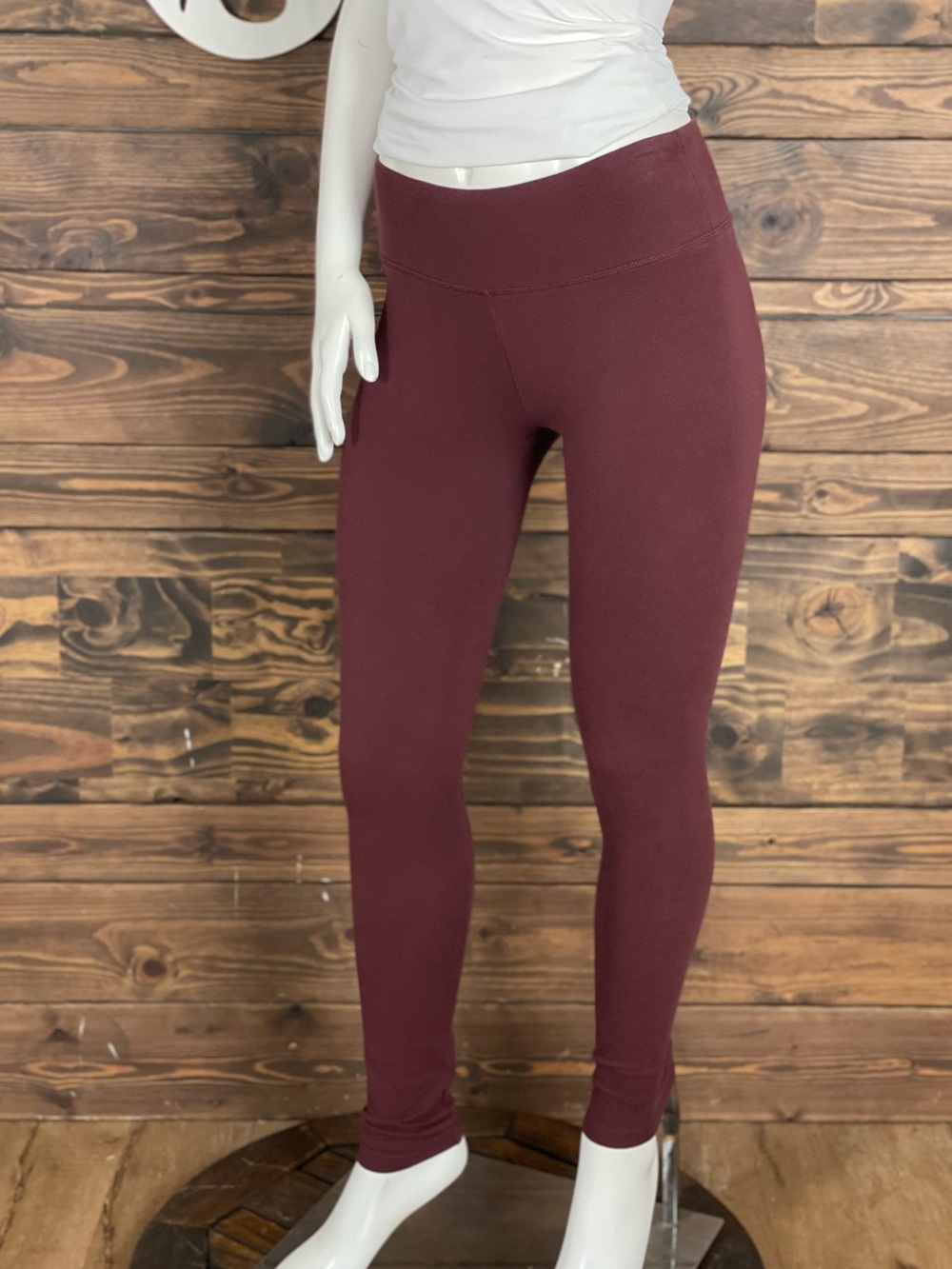 Aerie | Offline by Aerie OG Regular‎ Rise Burgundy Leggings